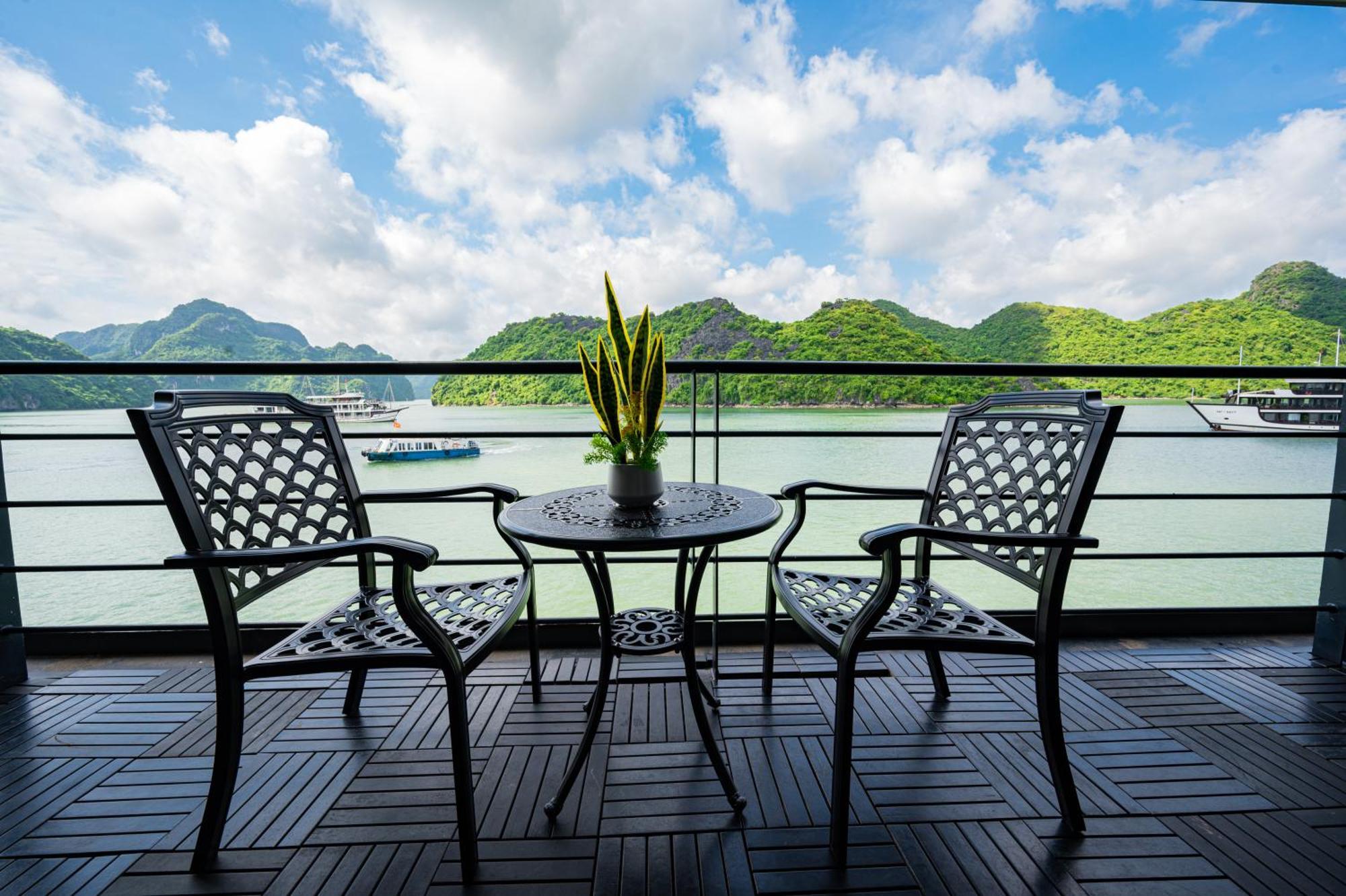 Velar Of The Sea Hotell Ha Long Eksteriør bilde
