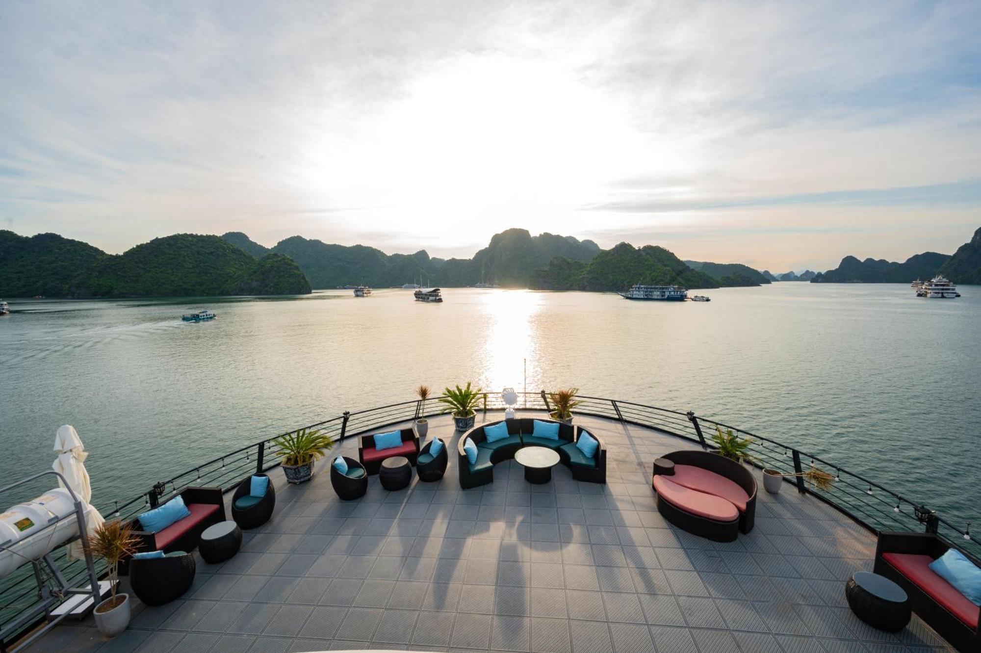 Velar Of The Sea Hotell Ha Long Eksteriør bilde